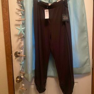 Chico's brand new ultimate fit size 2 ankle